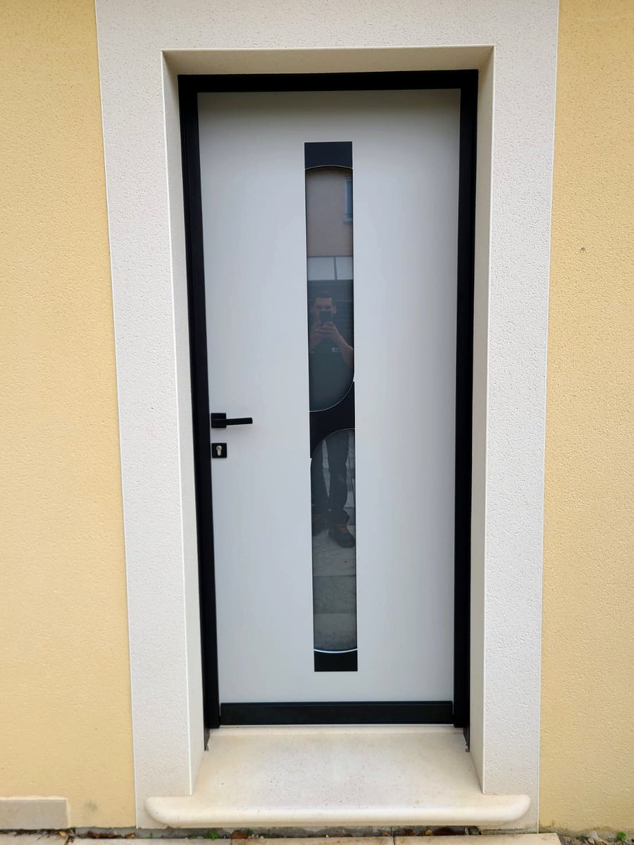 Porte blindée blanche vitrée maison individuelle Lyon