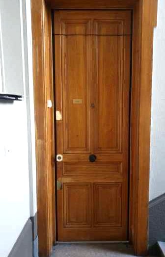 Porte blindée bois haussmannienne fermée grande hauteur Lyon 1er